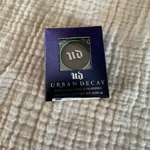 Urban Decay Eyeshadow Single in Lost